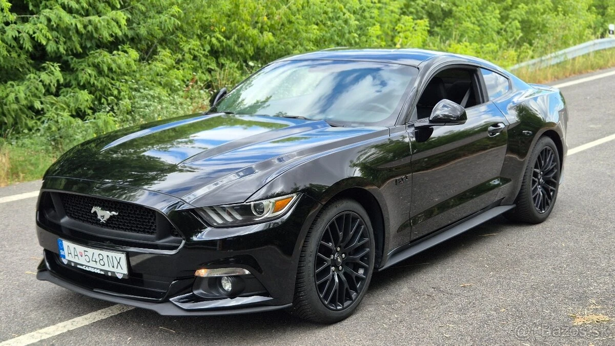 Ford Mustang GT 5.0 V8 Black Elegance